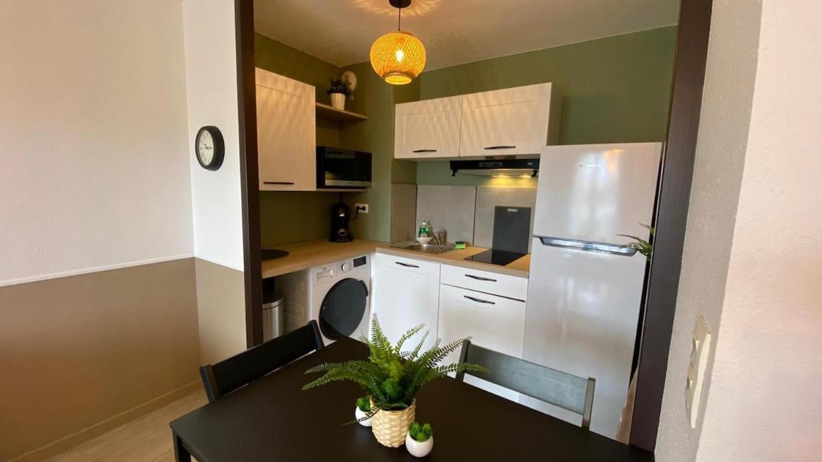Le Sporting Land - Avec Entree Autonome, Parking Prive & Sa Piscine ! - Apartment Гаяк Екстериор снимка